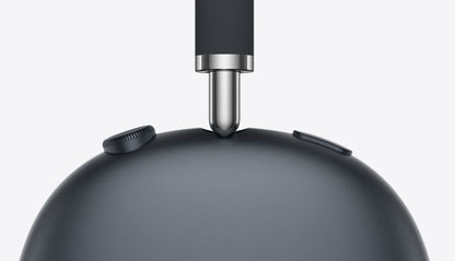 AirPods Max  Smart Case  Lightning to USB-C Cable